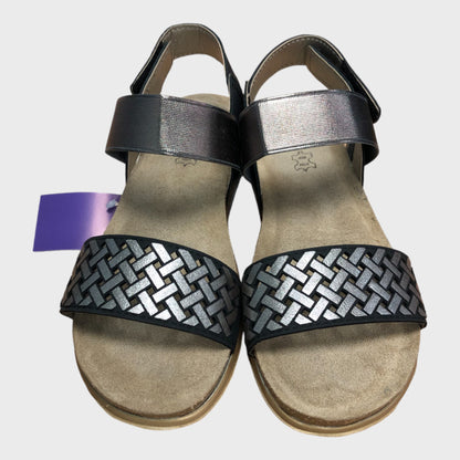 Women's Lotus Sandals - Metallic Cross Design