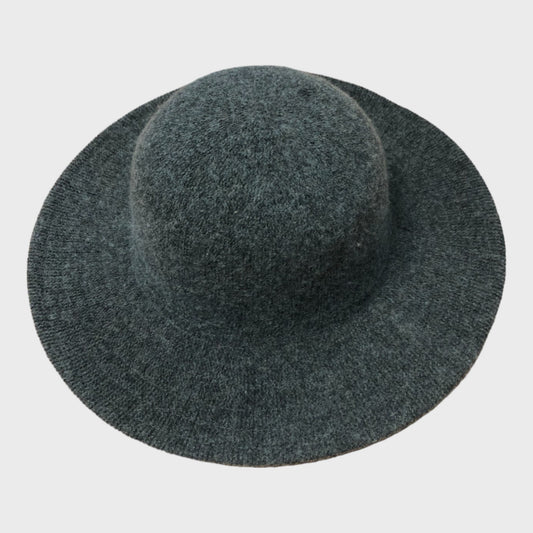 Women's Wide Brimmed Hat